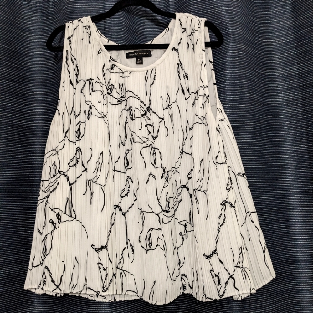 Banana Republic, Women's Sleeveless Top, White / Black, Size XL